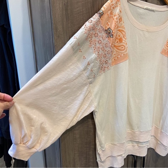 We The Free People Small Feelin It Top Alabaster Combo Oversized Shirt - Picture 7 of 11